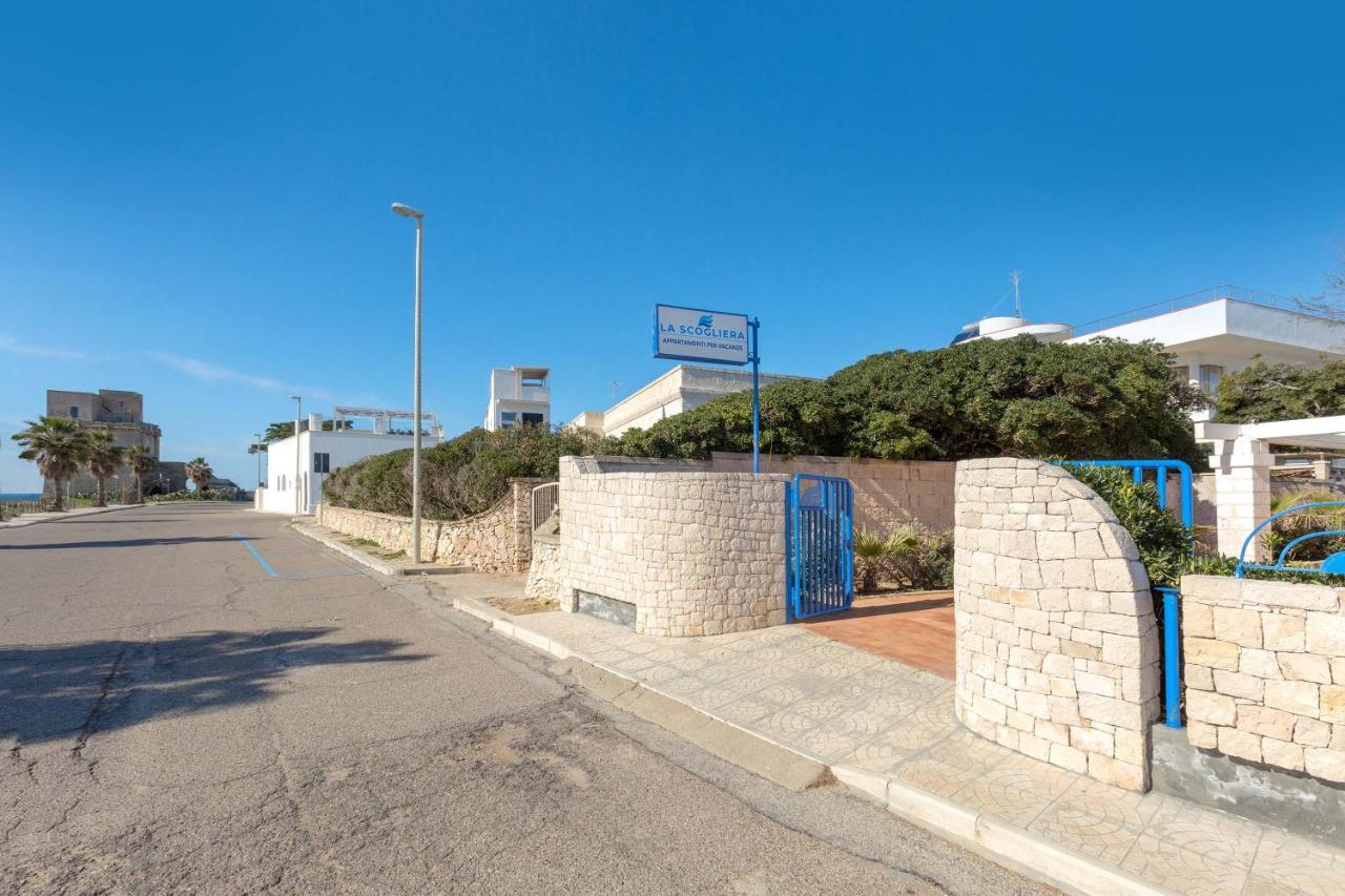 Aparthotel La Scogliera Torre Colimena Esterno foto